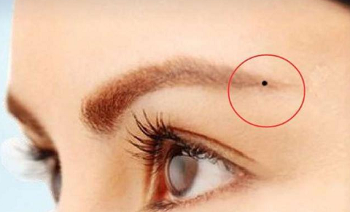 女人眉尾有痣代表什么 眉尾有痣代表什么图解